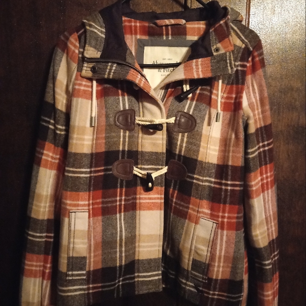 Abercrombie & Fitch: plaid jacket 🖤🍁